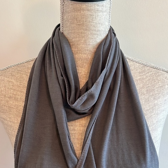 Grey studded scarf. New without tag. Lightweight - Picture 2 of 4